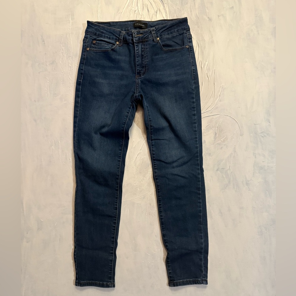 Tahari Classic Blue Jeans